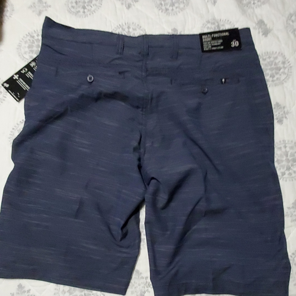 Shorts - Picture 4 of 4